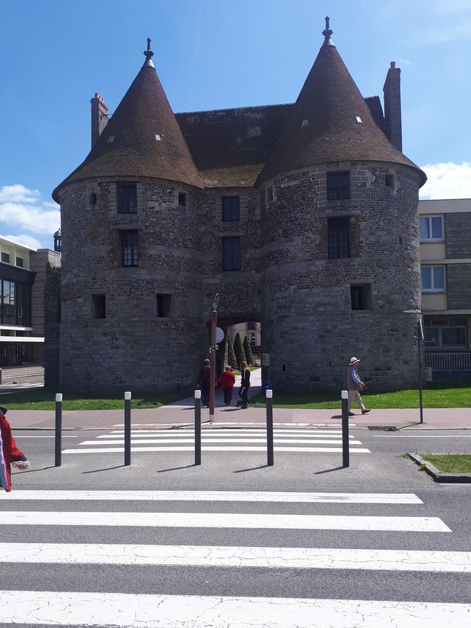 Ferienwohnung Le Madison, Gite Atypique - Netflix Dieppe Exterior foto